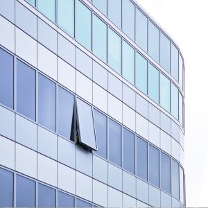 Cửa sổ mở quay ra ngoài